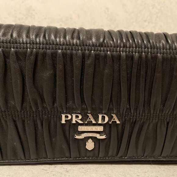 Prada Nappa leather  wallet on chain - Picture 5 of 7